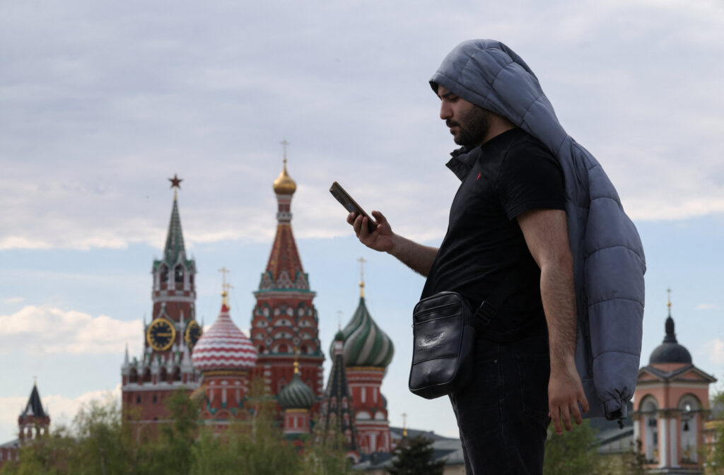 Партизани повідомили про диверсії поблизу великого дата-центру в Москві