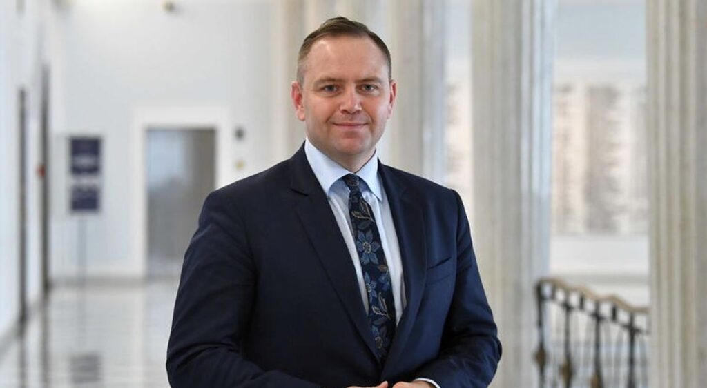 Президент Польши хочет лишить Зеленского Ордена Белого Орла: детали