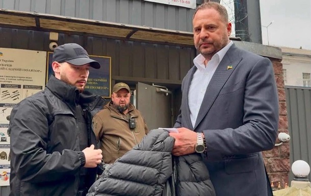 Не сто друзів, а 140 мільйонів: хто вніс заставу за Єрмака