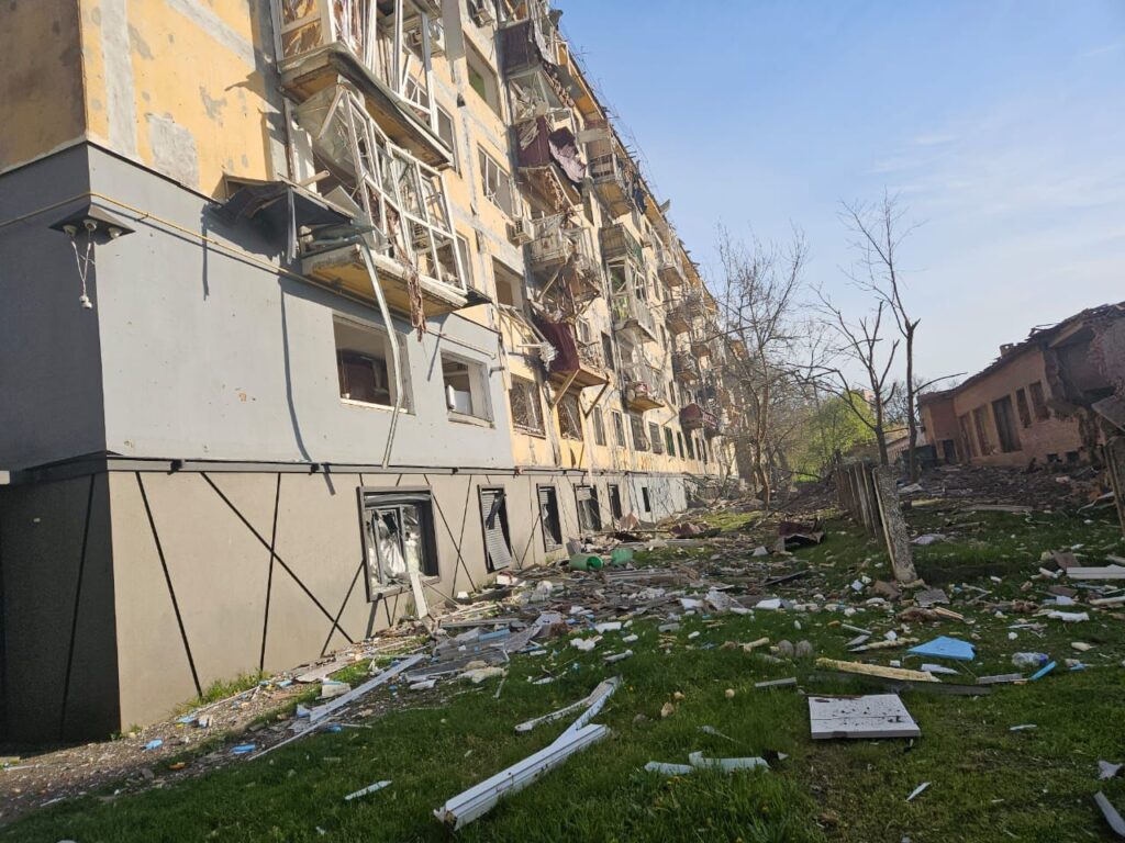 Strike on Kramatorsk: Russia dropped three air bombs, there are dead and wounded