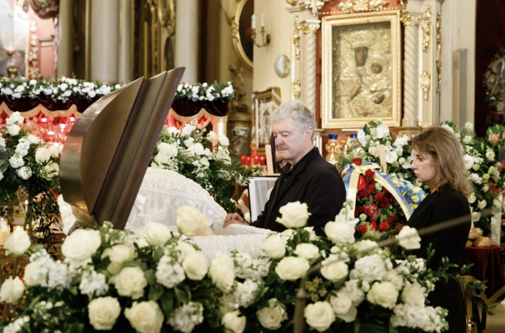 “You’ve already changed our country”: Lviv bids farewell to Stepan Kubiv