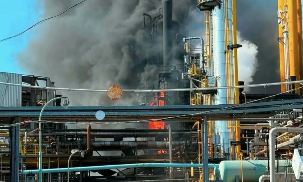 В Угорщині на нафтогазовій компанії стався потужний вибух, є загиблі