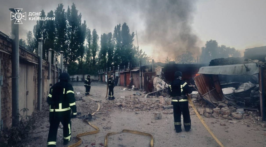 Через удар “Орешніка” пошкоджено три гаражі у Білій Церкві