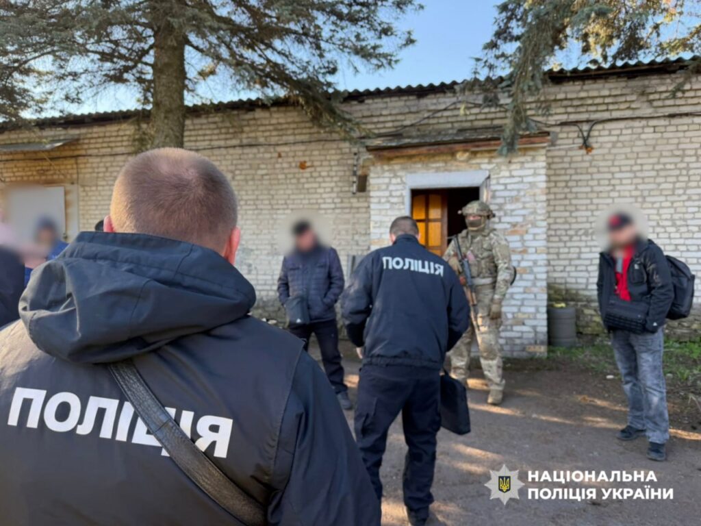 Нацполиция разоблачила схроны с оружием по всей Украине: изъято более 1000 единиц