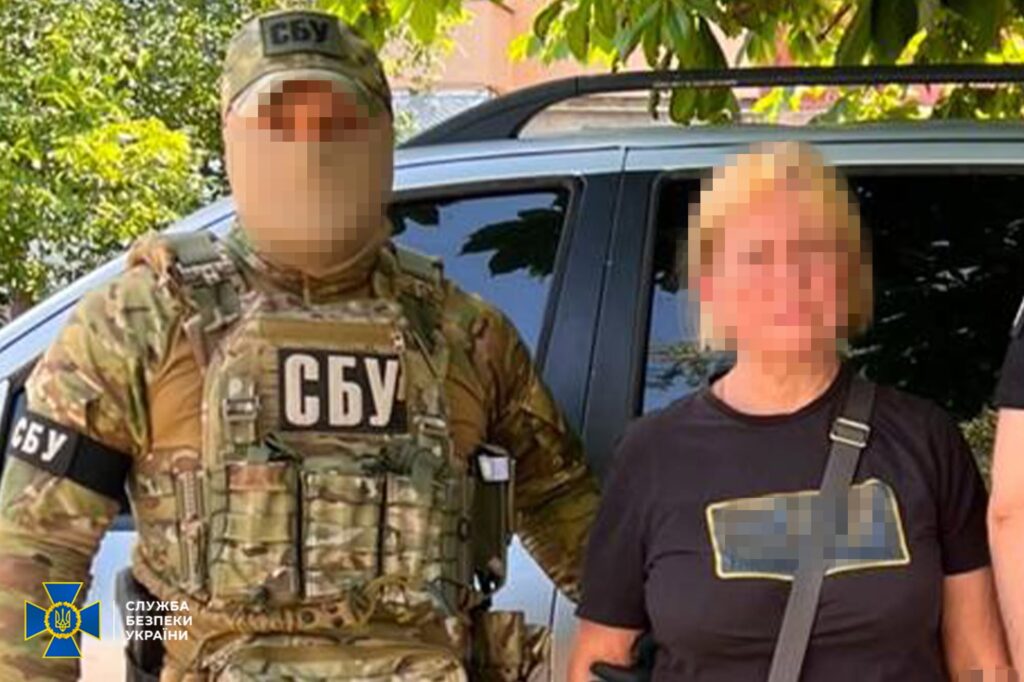 Закликала голосувати на псевдореферендумі РФ: СБУ затримала колаборантку