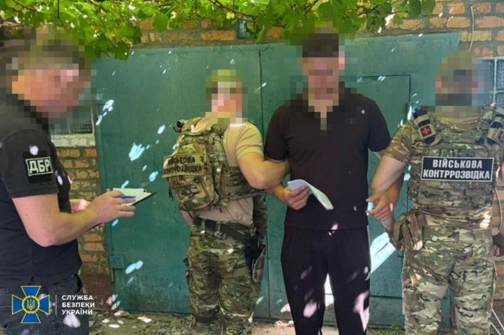 Катував українських полонених у російській колонії на Донеччині: СБУ викрила нацгвардійця