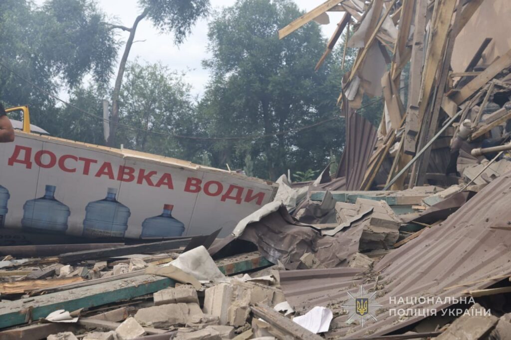 Армія РФ вдарила по Запоріжжю трьома КАБами: є загибла, дев’ятеро поранених
