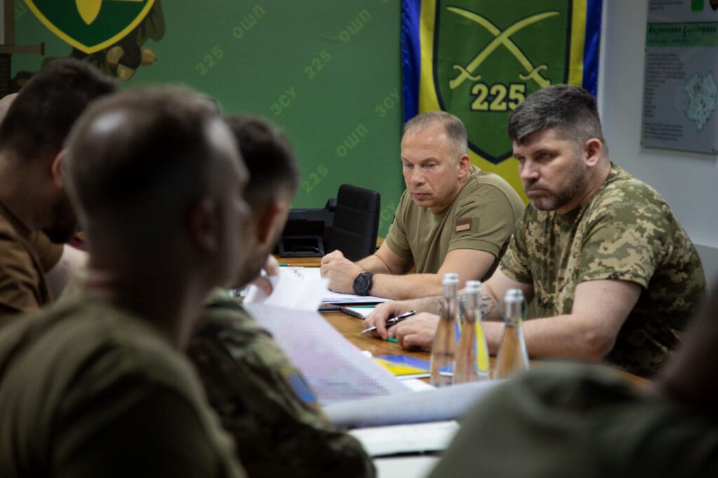 Сырский посетил Александровское направление и поставил новые задачи военным