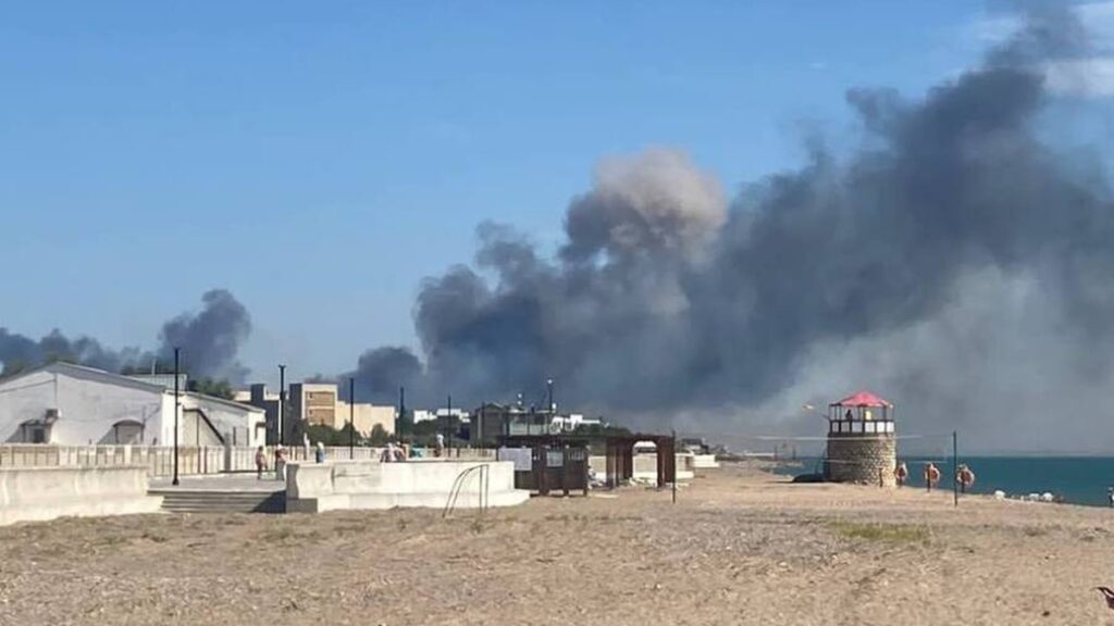 Drones attacked the Saki airfield in Crimea: hangars with fighter jets were hit