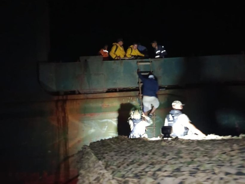 Росія атакувала судно в Чорному морі: ДПСУ врятувала 16 моряків