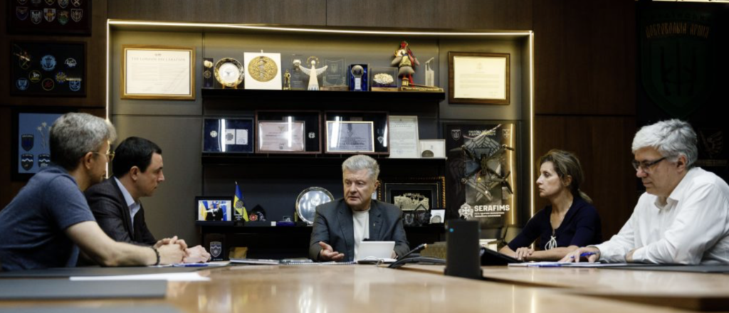 Authorities must return funds confiscated from Kyiv for the construction of shelters and infrastructure protection – Poroshenko