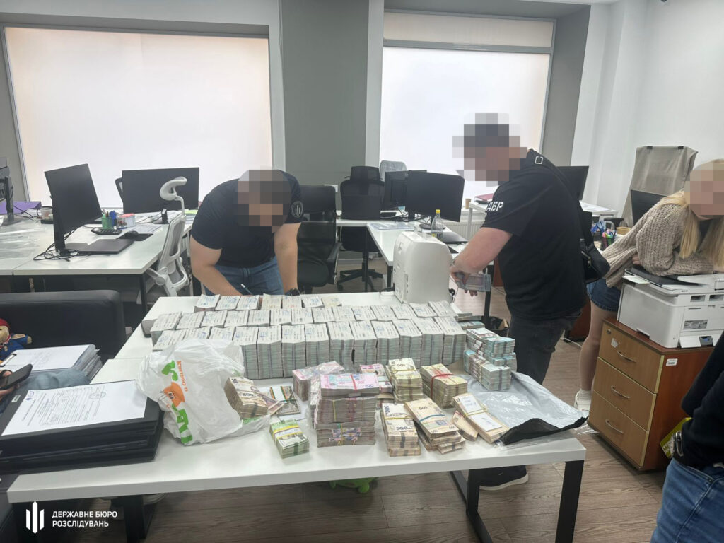 Контракты почти на 7 млрд грн: ДБР расследует возможное завышение стоимости дронов