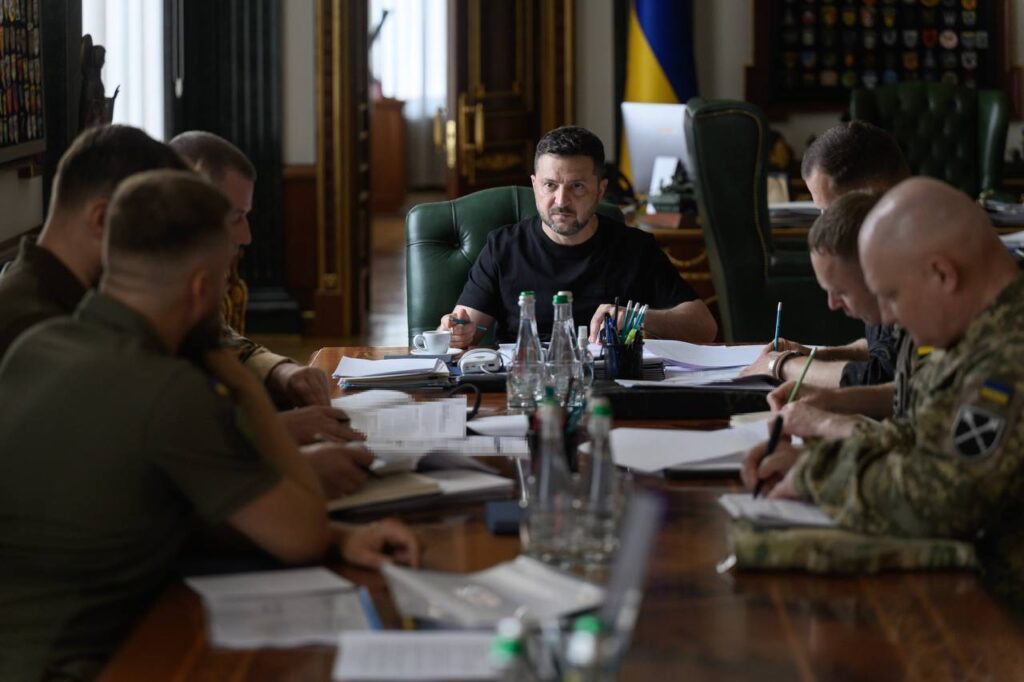 Можемо діяти на відстані понад 3000 кілометрів: Зеленський оновив перелік цілей для далекобійних ударів по Росії