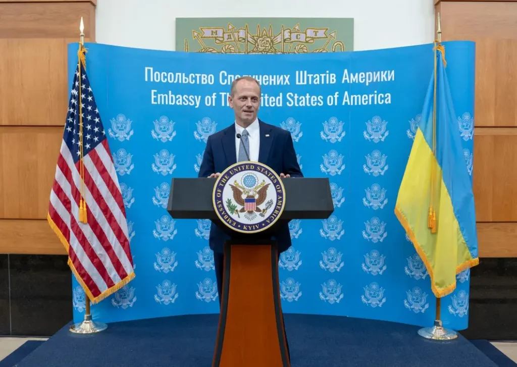 Пол Г’юстон став новим тимчасовим повіреним США в Україні: що про нього відомо