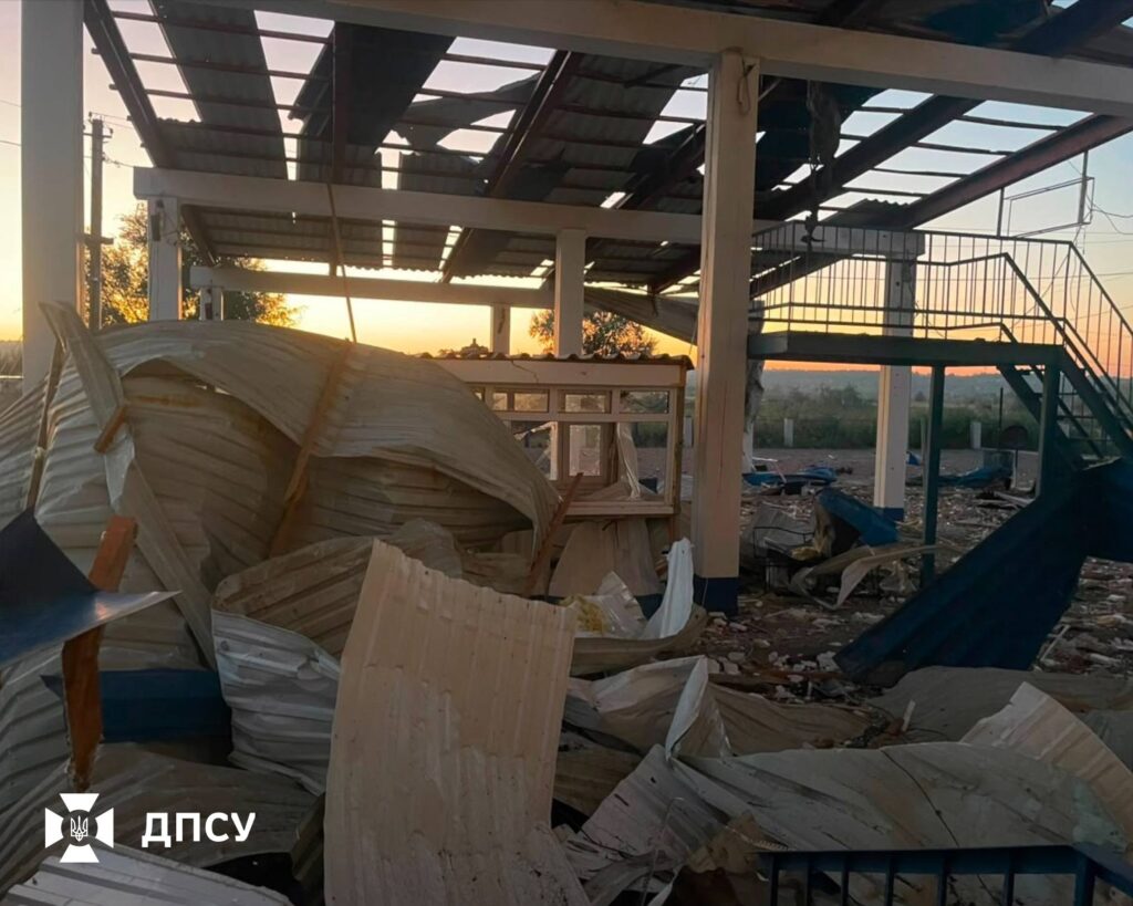 Російська атака пошкодила пункт пропуску на Одещині: рух до Молдови зупинено