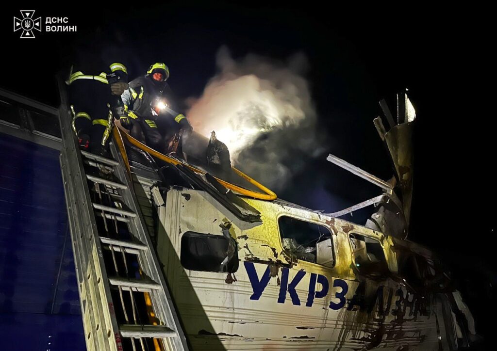 На Волині внаслідок російського удару загорівся тепловоз