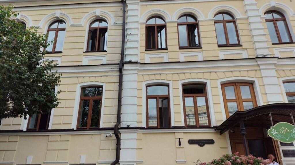 Russian attack damaged the building of the “Sophia Kyivska” reserve: consequences of the strike