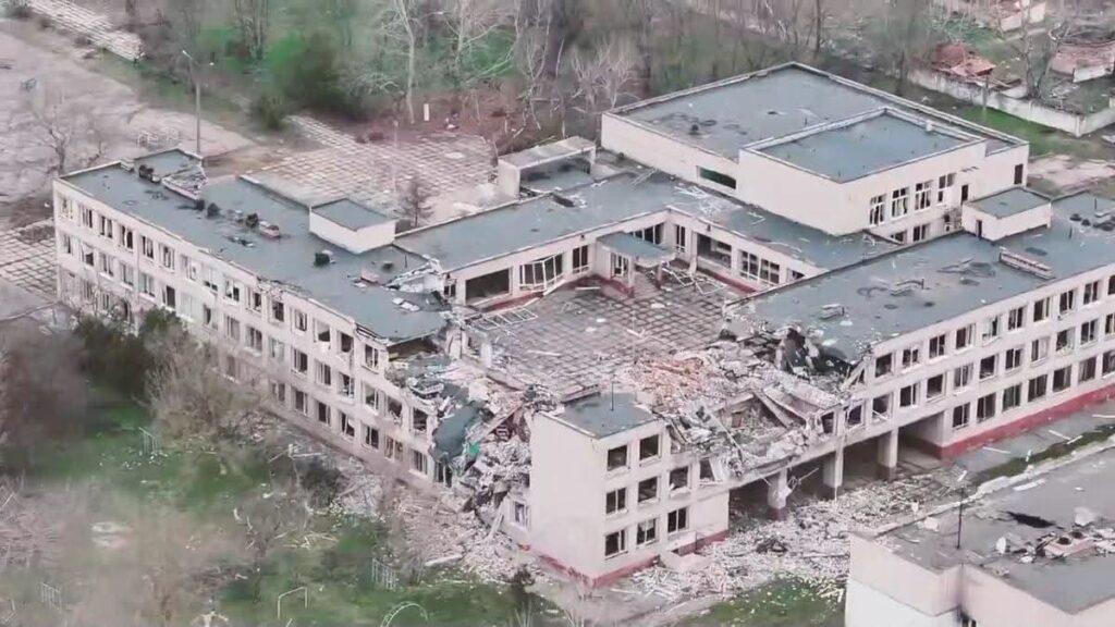 Без їжі, світла та газу: Росія тримає окуповані Олешки в гуманітарній блокаді