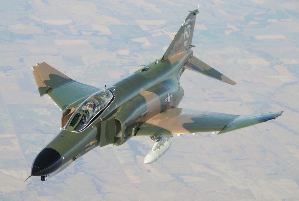 У Греції під час авіашоу розбився винищувач F-4 Phantom