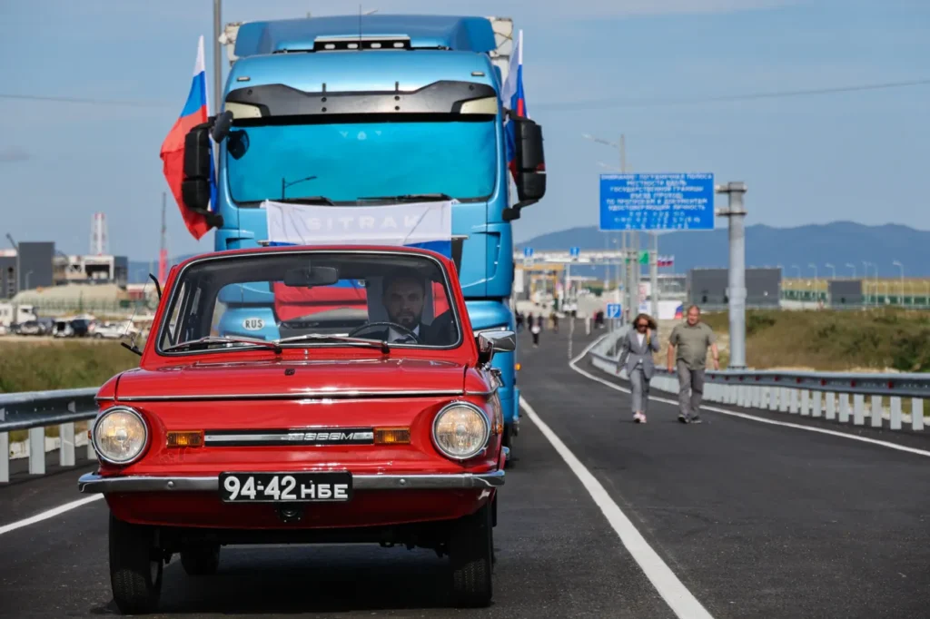 Russia and North Korea open first road bridge between the countries