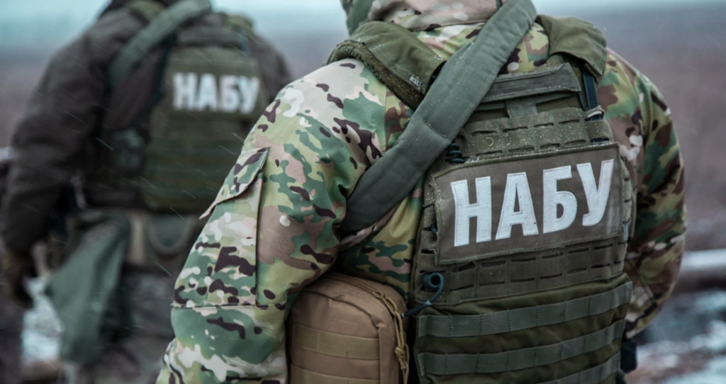Хабарі за зняття санкцій: у Міністерстві з відновлення проходять обшуки через підозру топчиновнику, його відсторонять