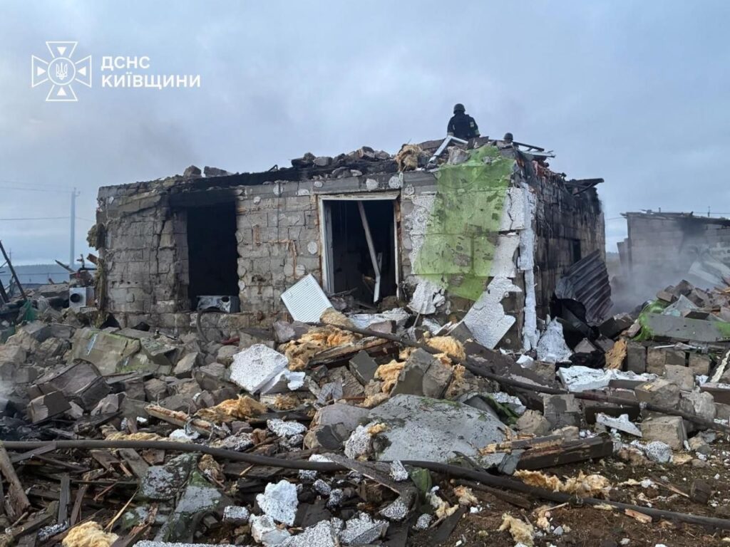 Росія атакувала дронами Київщину: є постраждалі, серед них діти
