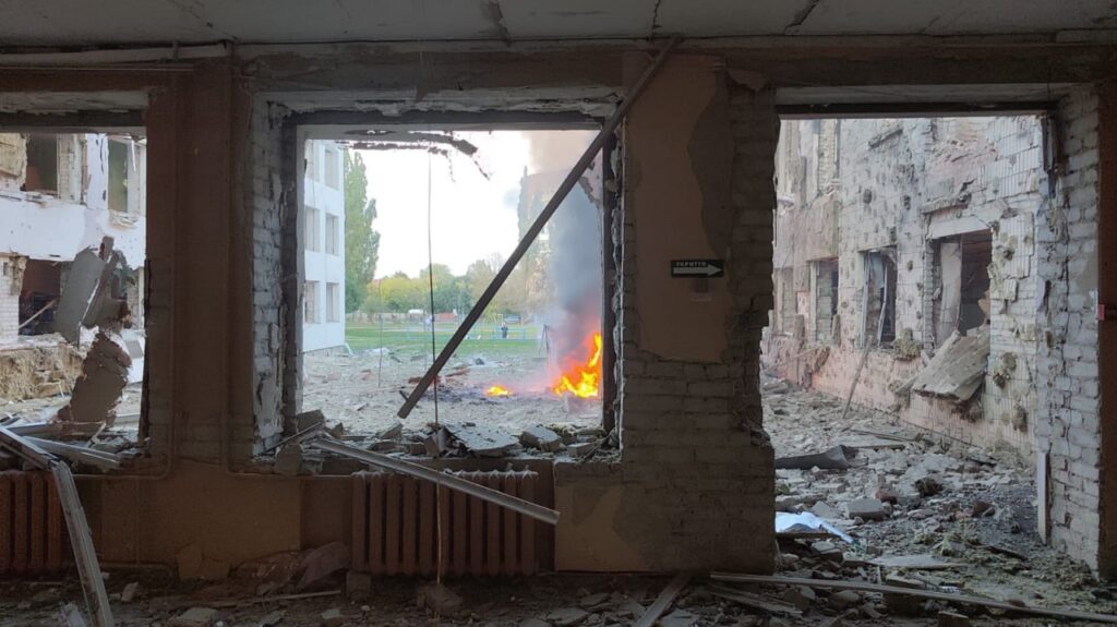 “Just complete freaks”: Zelenskyy reacted to the attack on a school in Sumy