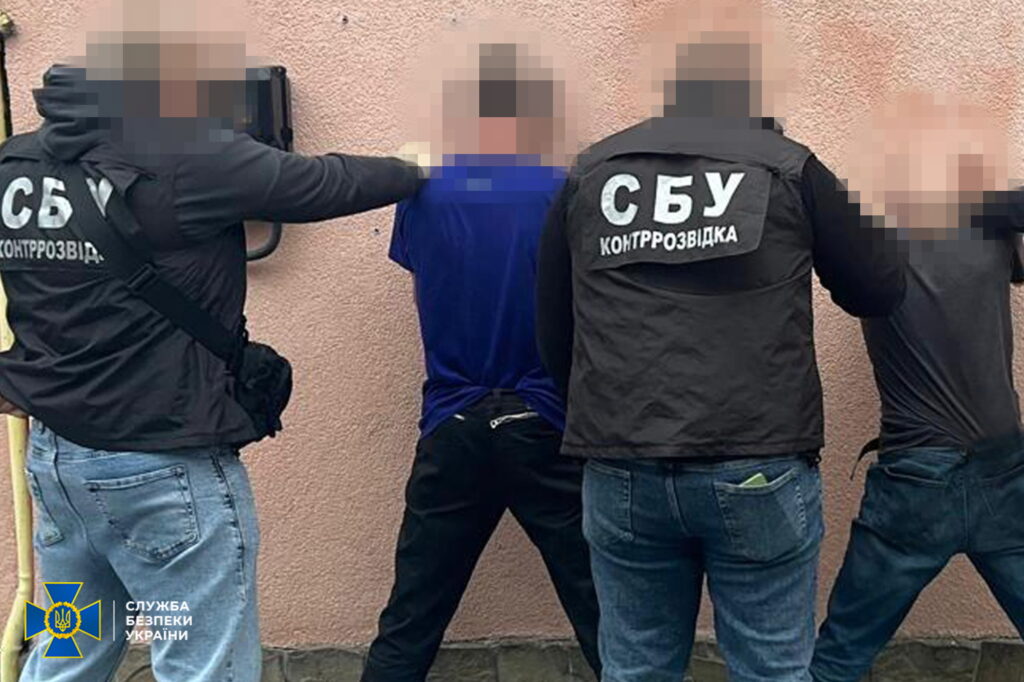 Explosion near the shopping center in Lviv region: law enforcement officers detained two suspects in the terrorist attack