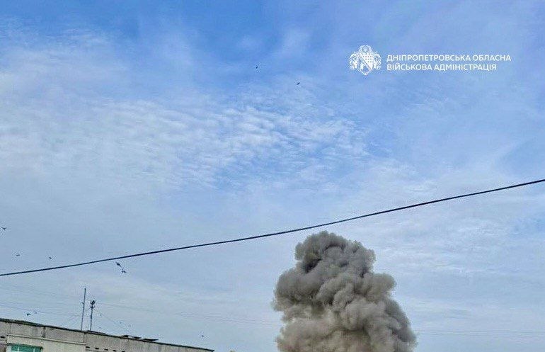 Россияне ударили дроном по Павлограду: возник пожар