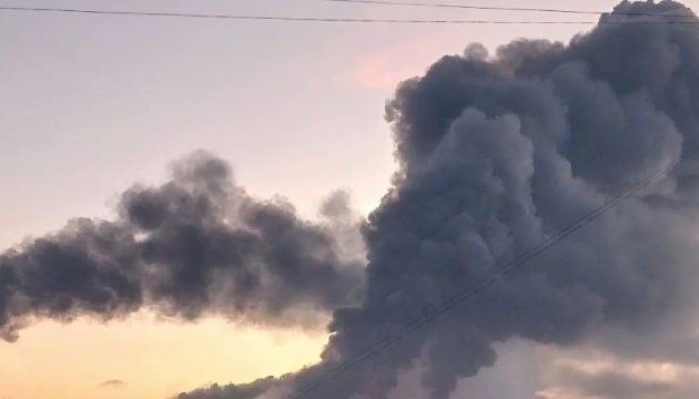 Удар по Росії: у Воронежі фіксують пожежу поблизу військового аеродрому