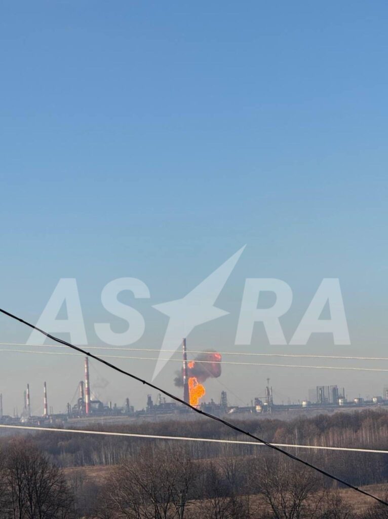 Безпілотники атакували російську Уфу в Башкортостані: горить НПЗ