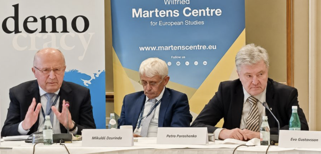 Poroshenko in Sweden: Ukraine is now effectively an “Article 5” for NATO