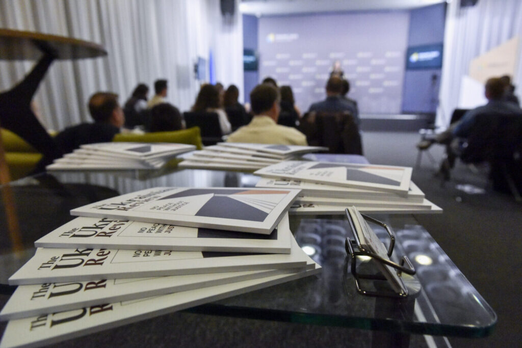 A special issue of “No Peace Without Justice” on the rights of Ukrainian prisoners was presented in Kyiv