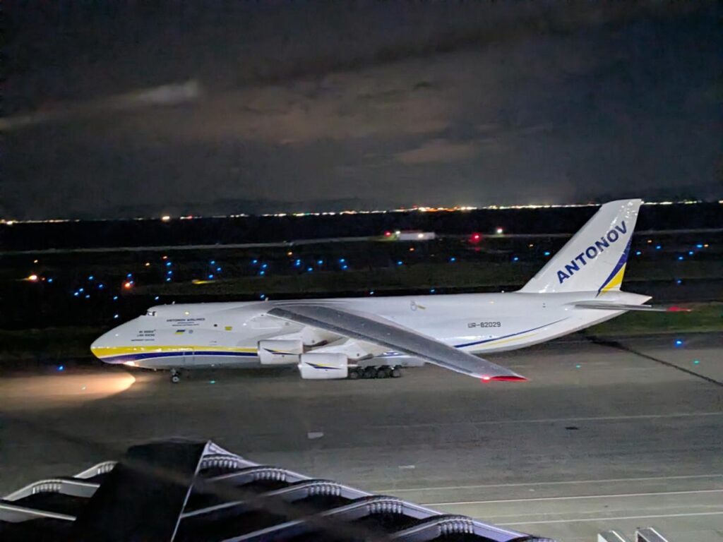 Український літак спалахнув під час посадки в Японії: що відомо